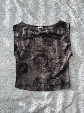 Y2K Textured Graphic Crop Top Cami